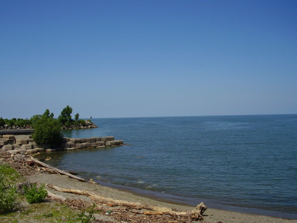 [Image: lakeerie1.jpg]