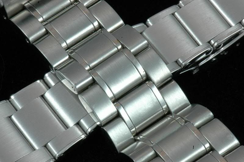Difference between White Gold  Stainless Steel