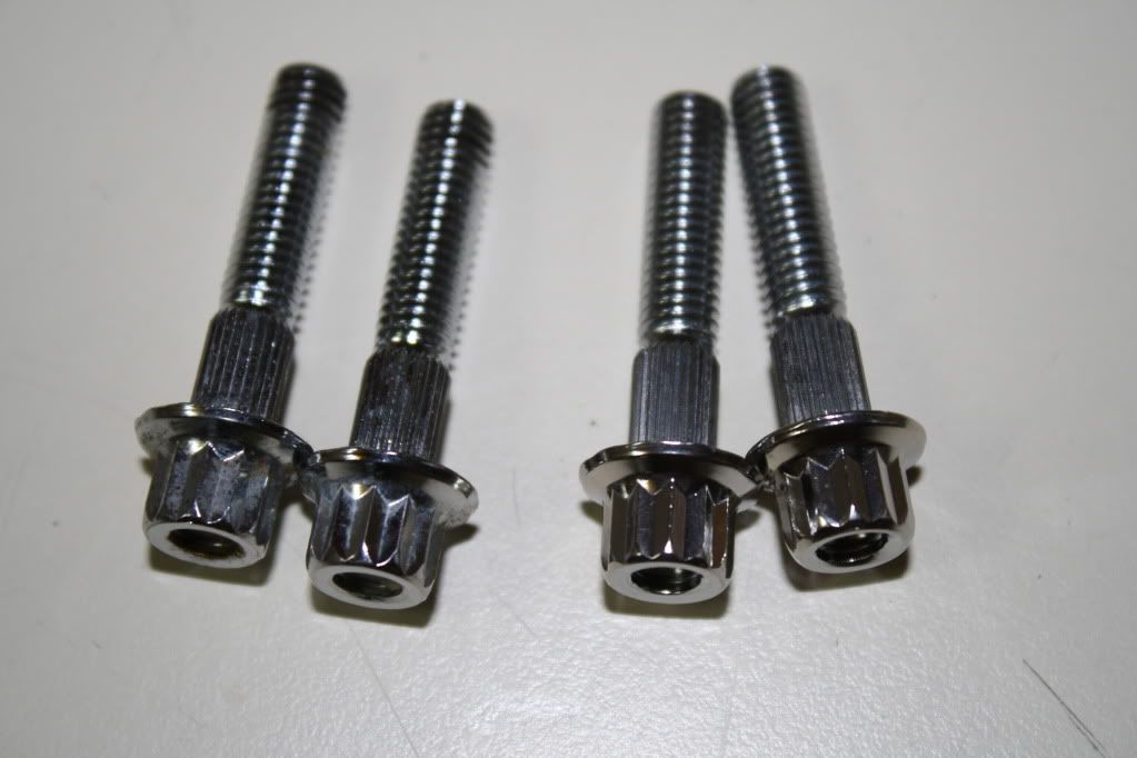 Using a tumbler to clean wheel bolts