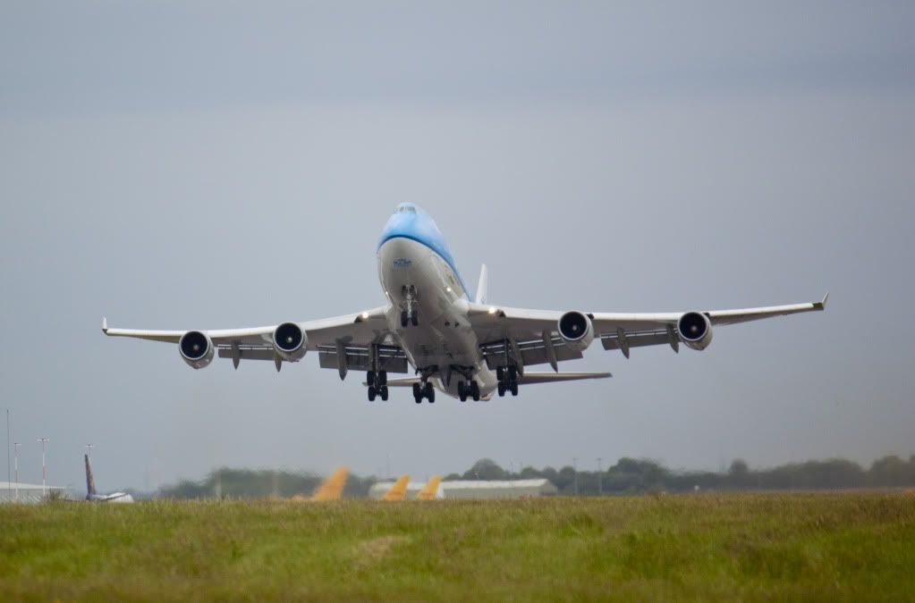 IMAGE: http://i205.photobucket.com/albums/bb190/dean190791/IMG_1317copy.jpg