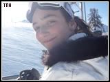 Isa - 11 anos - minha companheira de quarto dona do DS! faz muito drama na hora de esquiar, mas nada que uma Mari empurrando ela montanha a baixo não resolvesse
