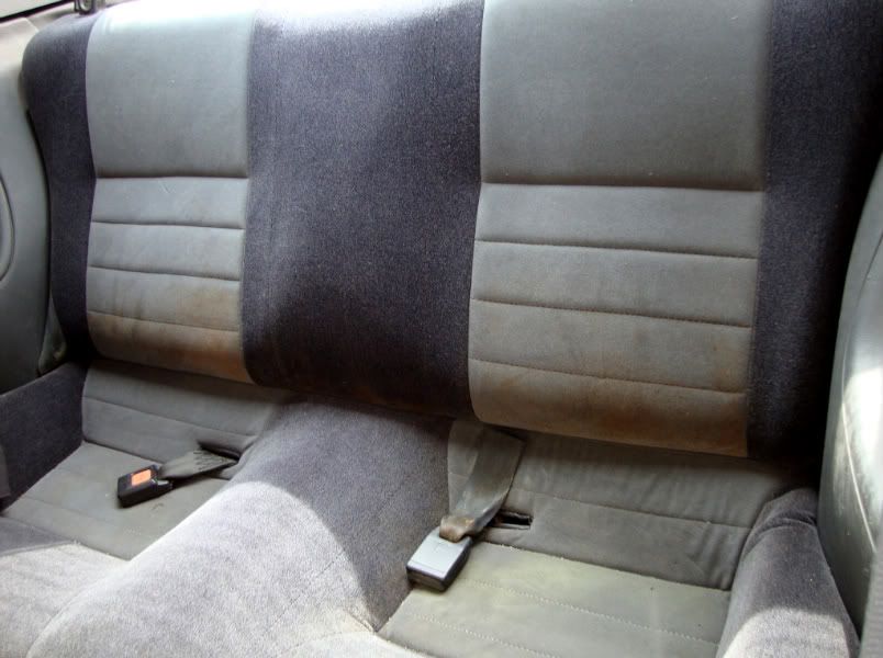 http://i205.photobucket.com/albums/bb300/dhsil80/sil80%20interior/DSC00217.jpg