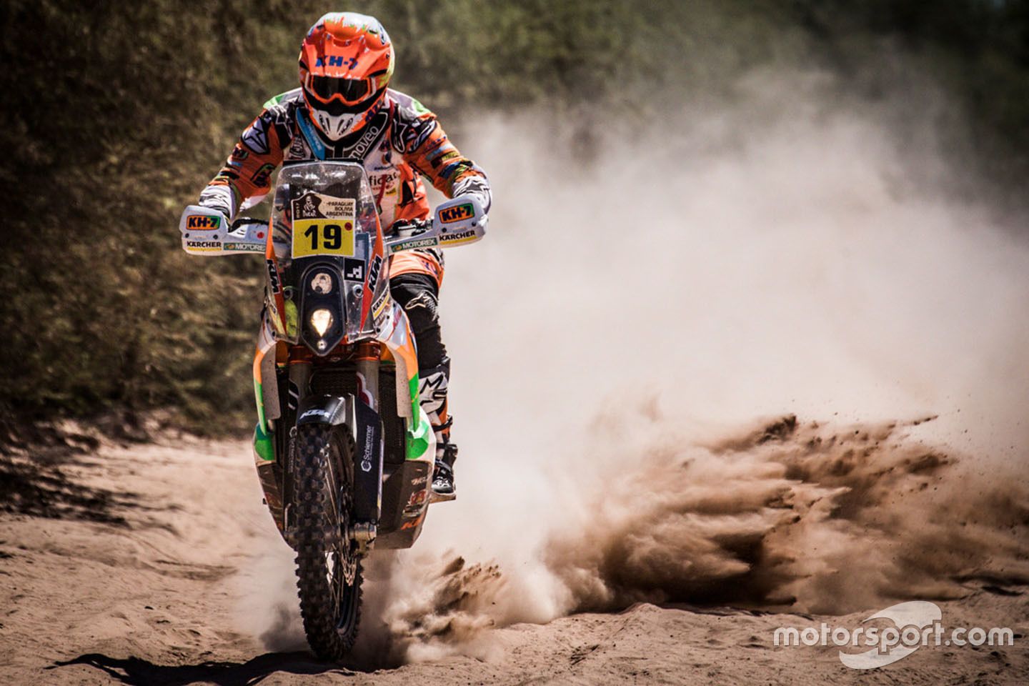 dakar-dakar-2017-19-ktm-factory-racing-laia-sanz_zpsbeiplfq1.jpg