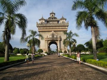 Patuxay (Arc de Triomphe of Vientiene) Pictures, Images and Photos